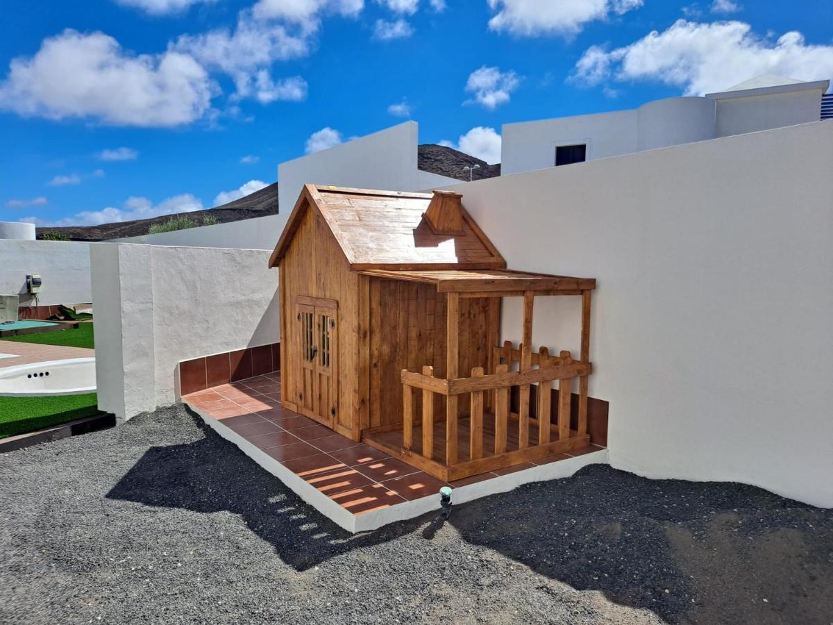 Villa Lanzarote Deluxe & Spa Pool Плая Бланка Екстериор снимка