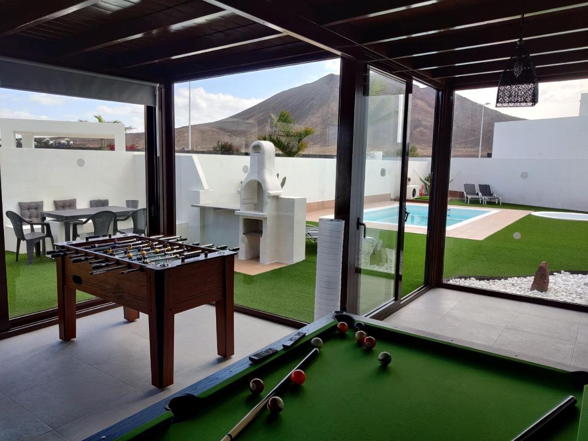 Villa Lanzarote Deluxe & Spa Pool Плая Бланка Екстериор снимка
