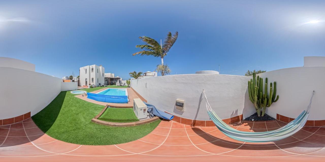 Villa Lanzarote Deluxe & Spa Pool Плая Бланка Екстериор снимка