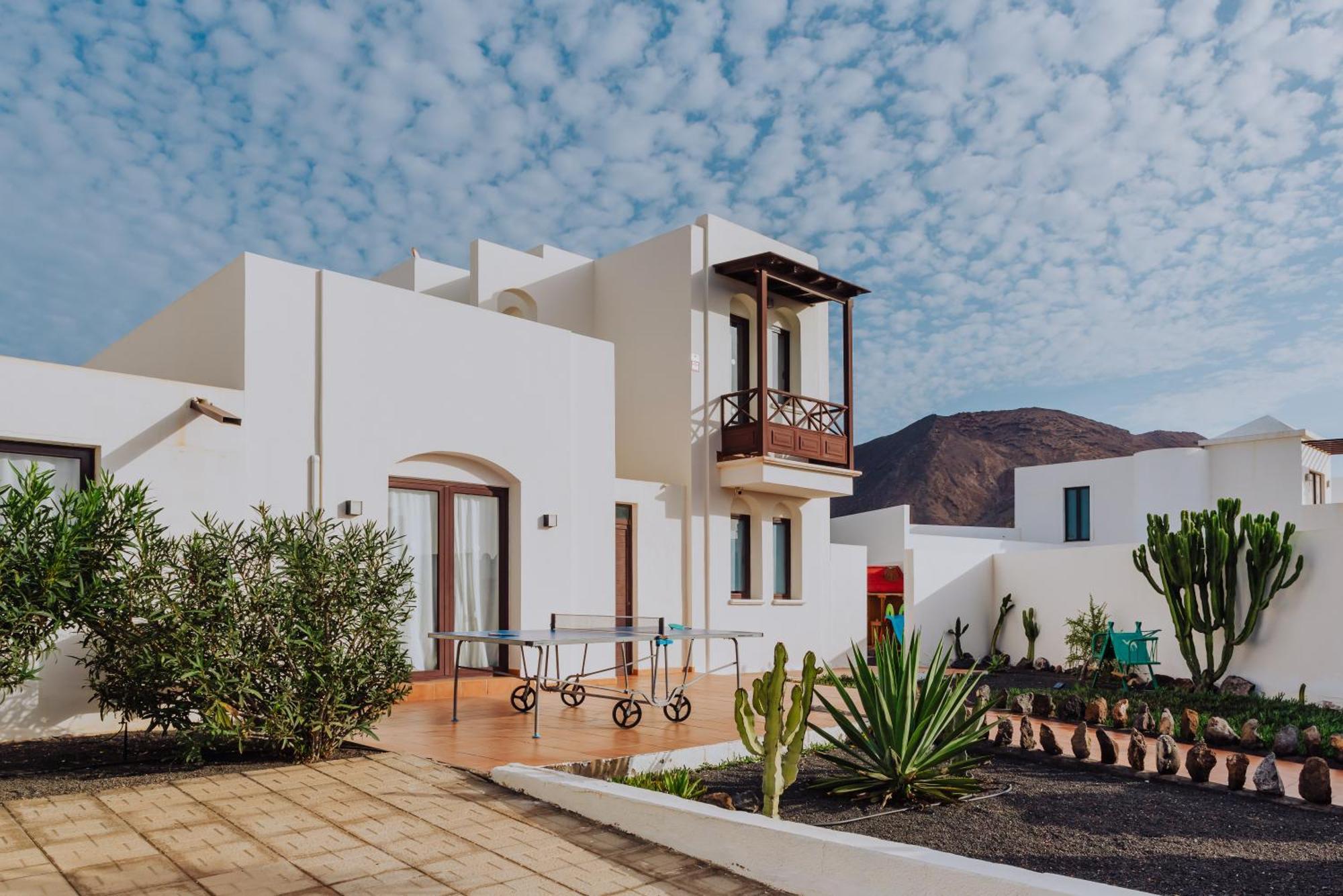 Villa Lanzarote Deluxe & Spa Pool Плая Бланка Екстериор снимка